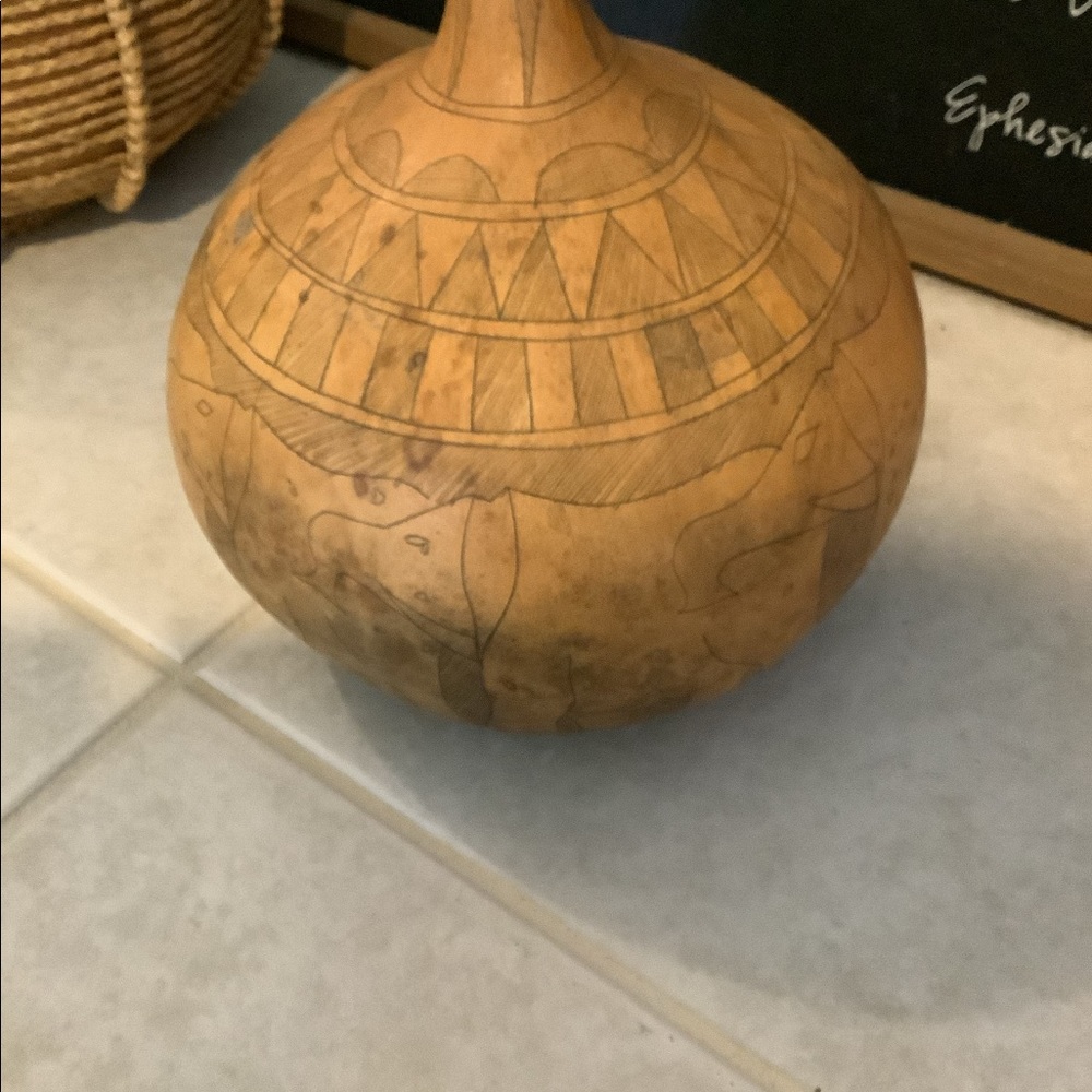 SOLD.  Vintage African Carved Calbash Gourd Water Vessel - Picture 2 of 4